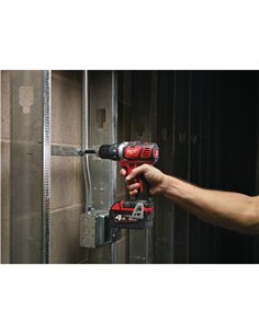 Masina de gaurit compacta M18 - Milwaukee - M18 BDD-403C - cod 4933448362 2