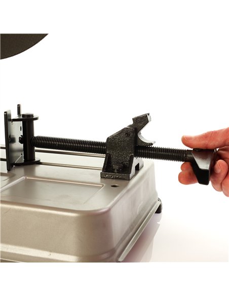 Fierastrau circular semistationar pentru debitare metal 2300 W - Milwaukee - CHS 355 - cod 4933411760