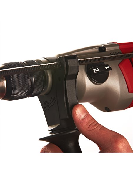 Masina de gaurit cu percutie cu 2 viteze, 1020 W - Milwaukee - PD2E 24 R - cod 4933419595