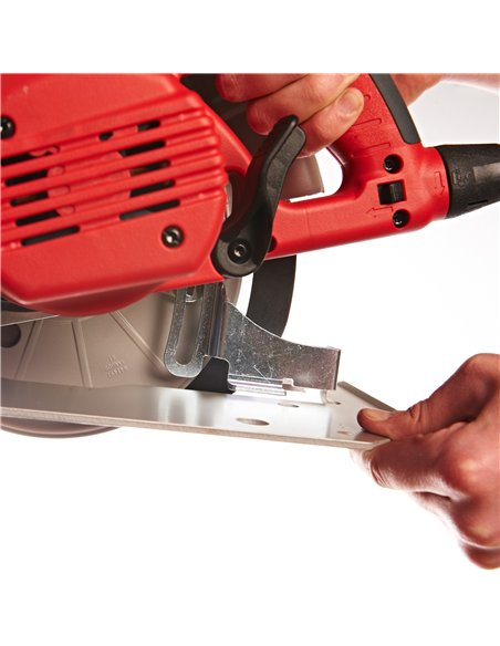 Fierastrau circular 190 mm (adancime de taiere 65 mm) - Milwaukee - SCS 65 Q - cod 638051