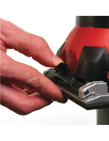 Slefuitor cu foi abrazive  (¼ sheet sander) - Milwaukee - SPS 140 - cod 4933447015