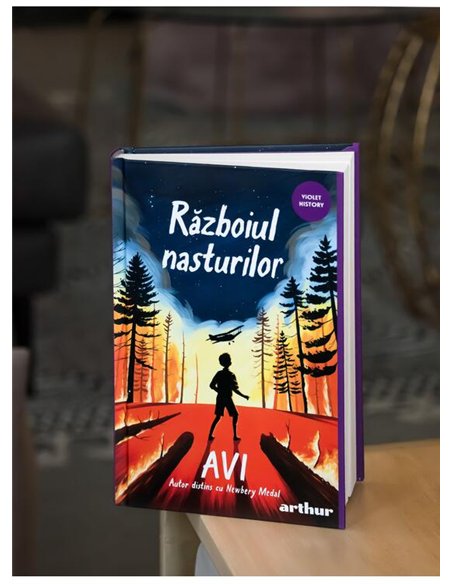 Razboiul nasturilor - AVI | Arthur [cartonata]