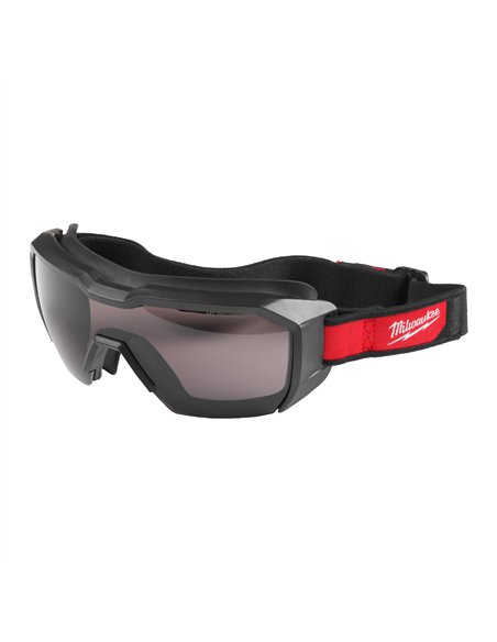 Ochelari Goggle profil scazut, ventilati - Milwaukee - Low-Profile Goggle Vented Tinted - 1 buc - cod 4932493434