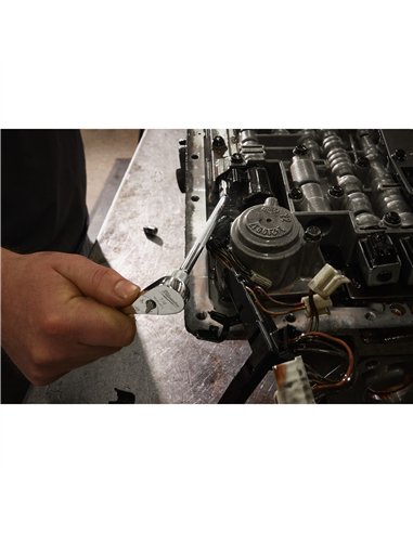 Set prelungitor cheie 1/4 inch - Milwaukee - 1/4 inch Drive Wobble Extension Set - 4 buc - cod 4932480640