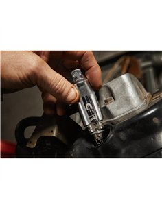 Cheie tubulara 3/8 inch magnetica pentru bujii - Milwaukee - 3/8 inch Drive 16MM Magnetic Spark Plug Socket - cod 4932480676